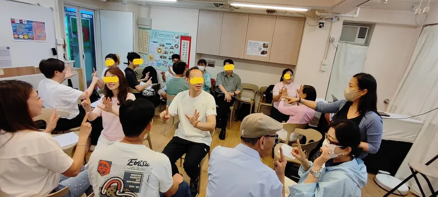 與香港浸信教會合辦「關心朋輩」